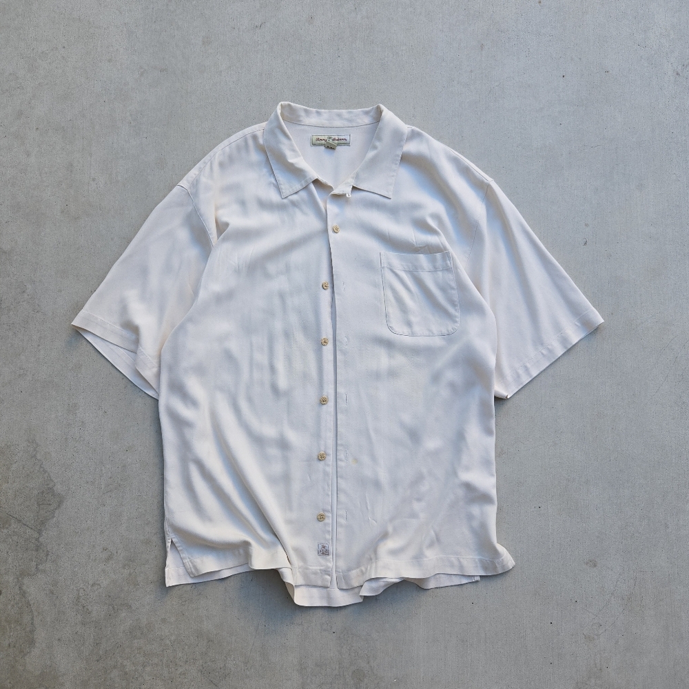 Tommy bahama cream solid color short sleeve button up shirt size XL 100% silk
